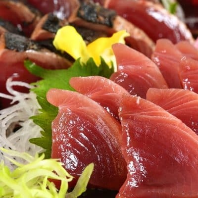 亀洋丸_とろかつお・かつおたたき盛り付けイメージ_150dpi-2